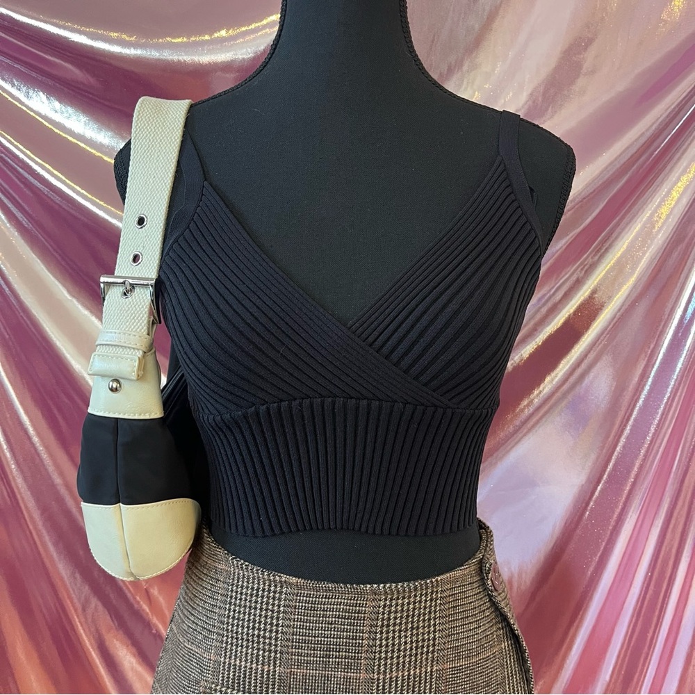 Kendall & Kylie ribbed crop top